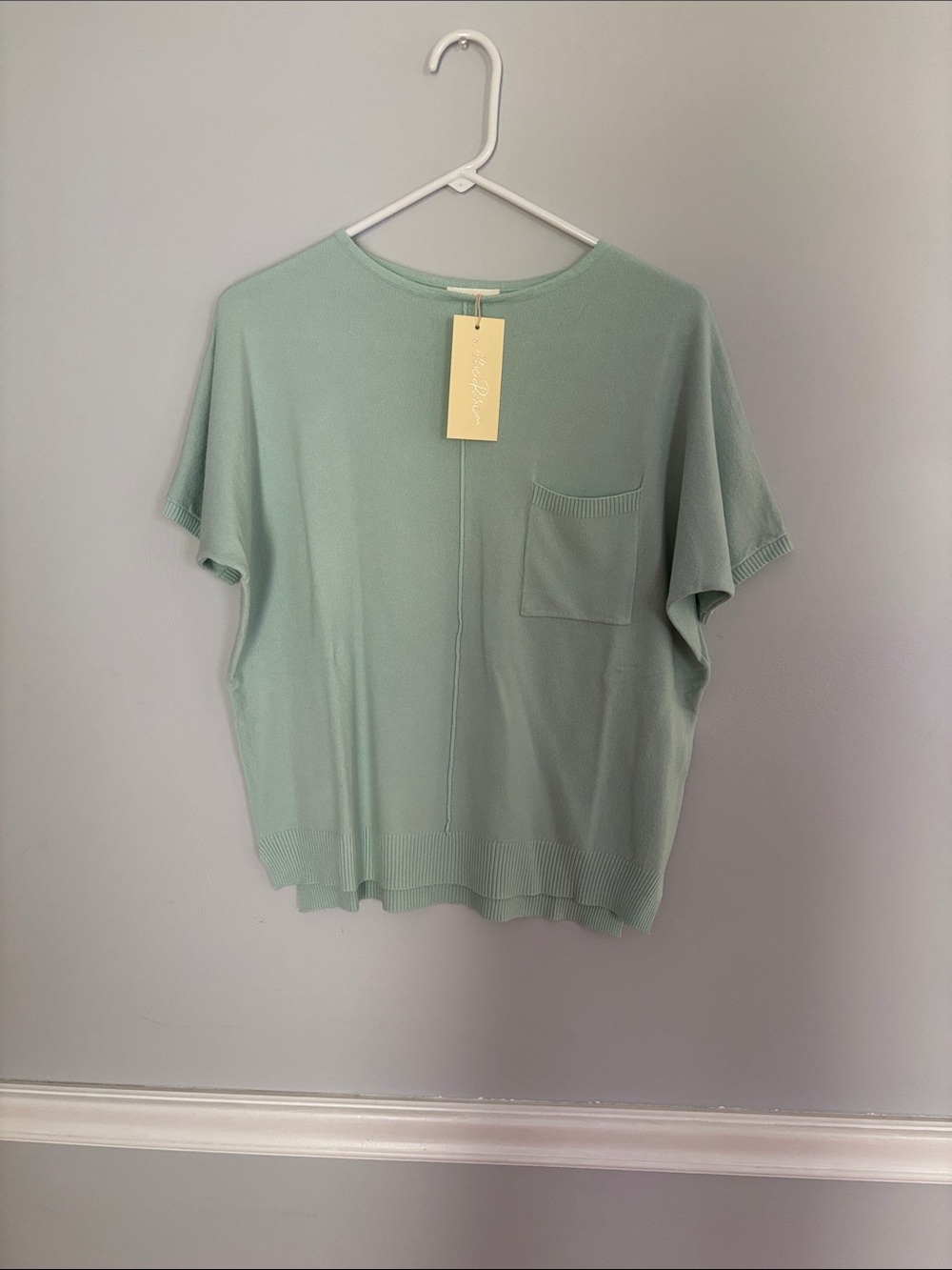 Short-Sleeve Mint Knit Tee with Chest Pocket